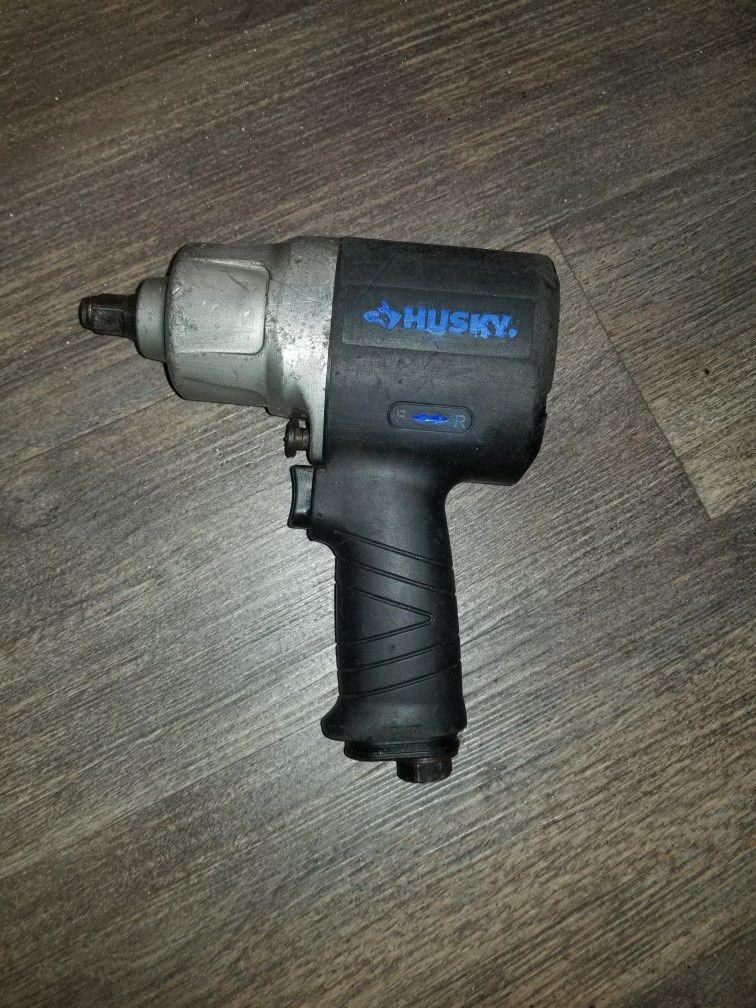 HUSKY 1/2IN AIR IMPACT DRIVER 
