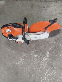 Concrete Stihl TS 420 Saw with 14" Blade ( Condition Good )