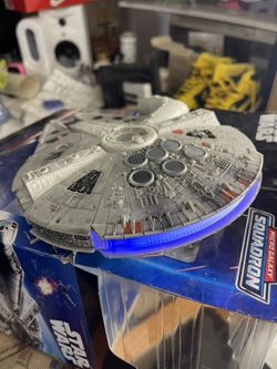 Millennium Falcon Star Wars 