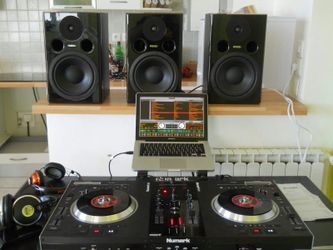Newmark ns7 high end dj mixer