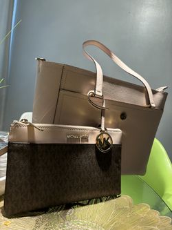 MICHEAL KORS 2 in One