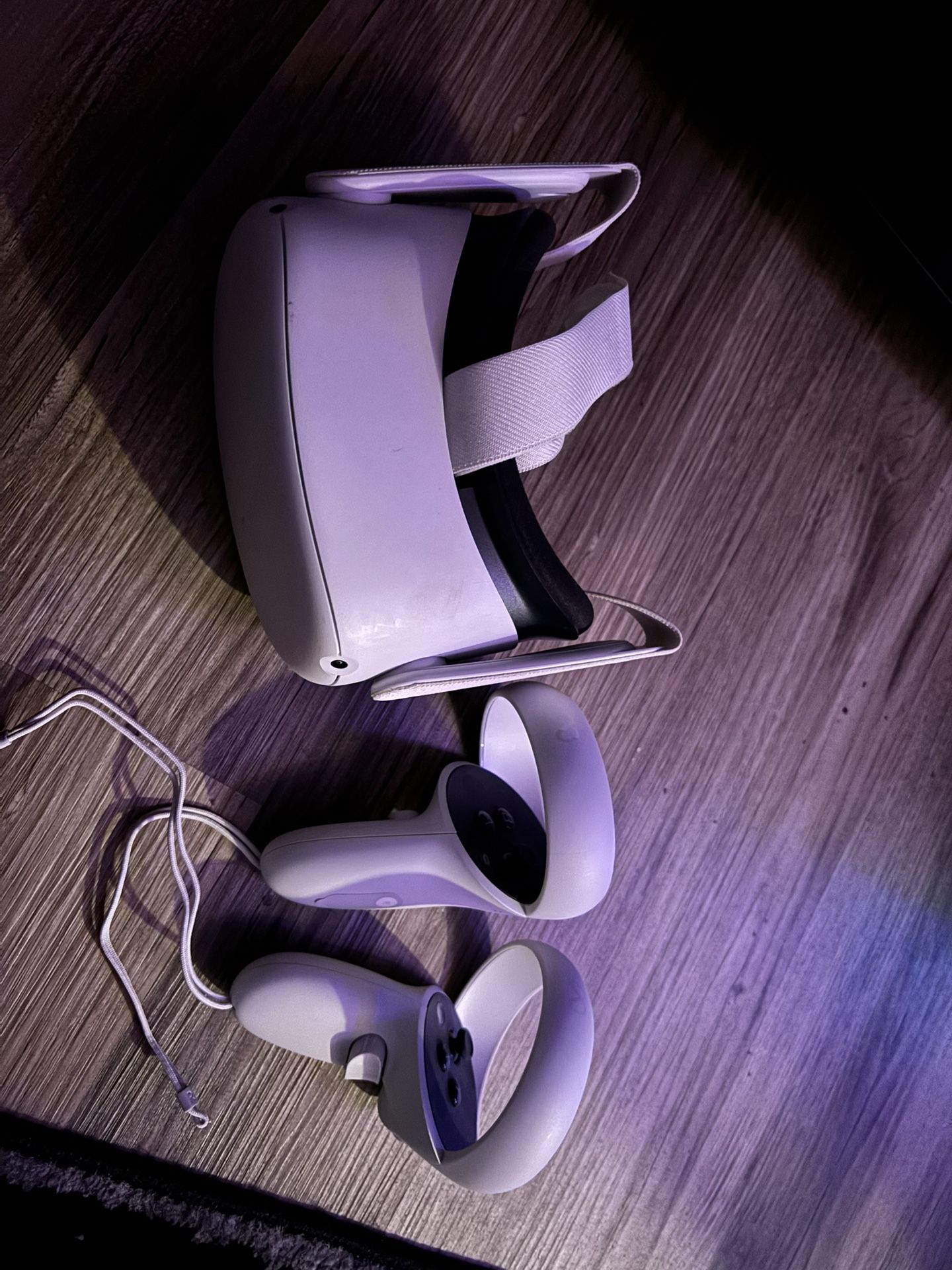 Meta Oculus Quest 2 VR headset