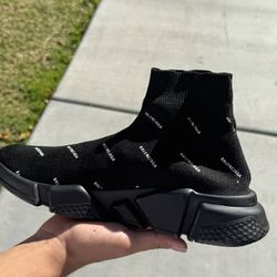 balenciaga speed runners
