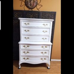 Dixie French Provincial Highboy Measurements On Picture 