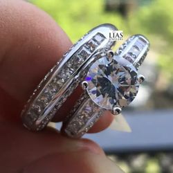 New 18k White Gold Wedding Ring Set 
