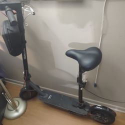Awesome scooter top of the line brand new battery, new bag, drink holder like new used a couple times only
