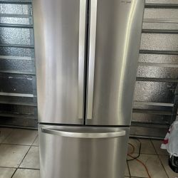 Whirlpool Refrigerator 