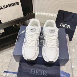 White Dior B30