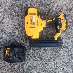 DeWalt DCN680 5/8to2&1/8in 18ga Brad Nailer. Almost New Con Bat&Charg. Many Other Tools. For Pick Up Fremont Sea. No Low Ball Offers Please. No Trades