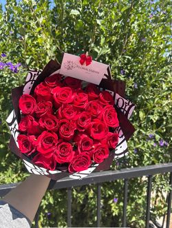 25 roses ramo buchón rose bouquet