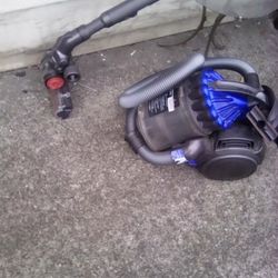 Dyson Vacuum 