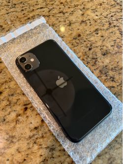 iPhone 11 Black 256gb Cracked Front Unlocked for All Carriers