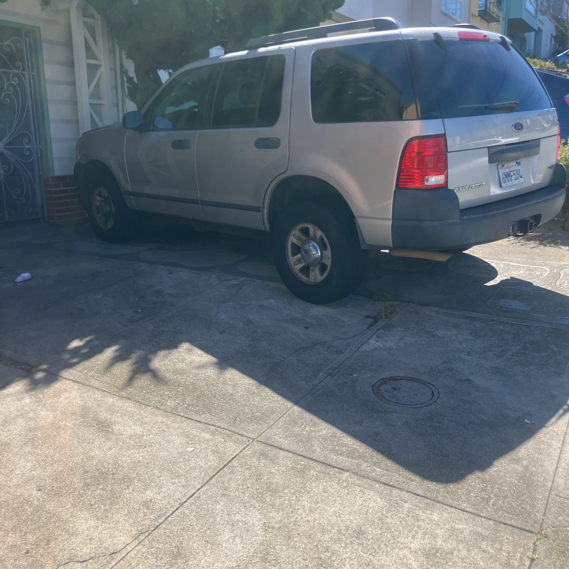 2005 Ford Explorer