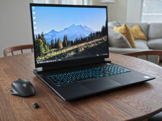 Alienware m18 RTX 4080 Gaming Laptop 18" 480Hz - Excellent Condition