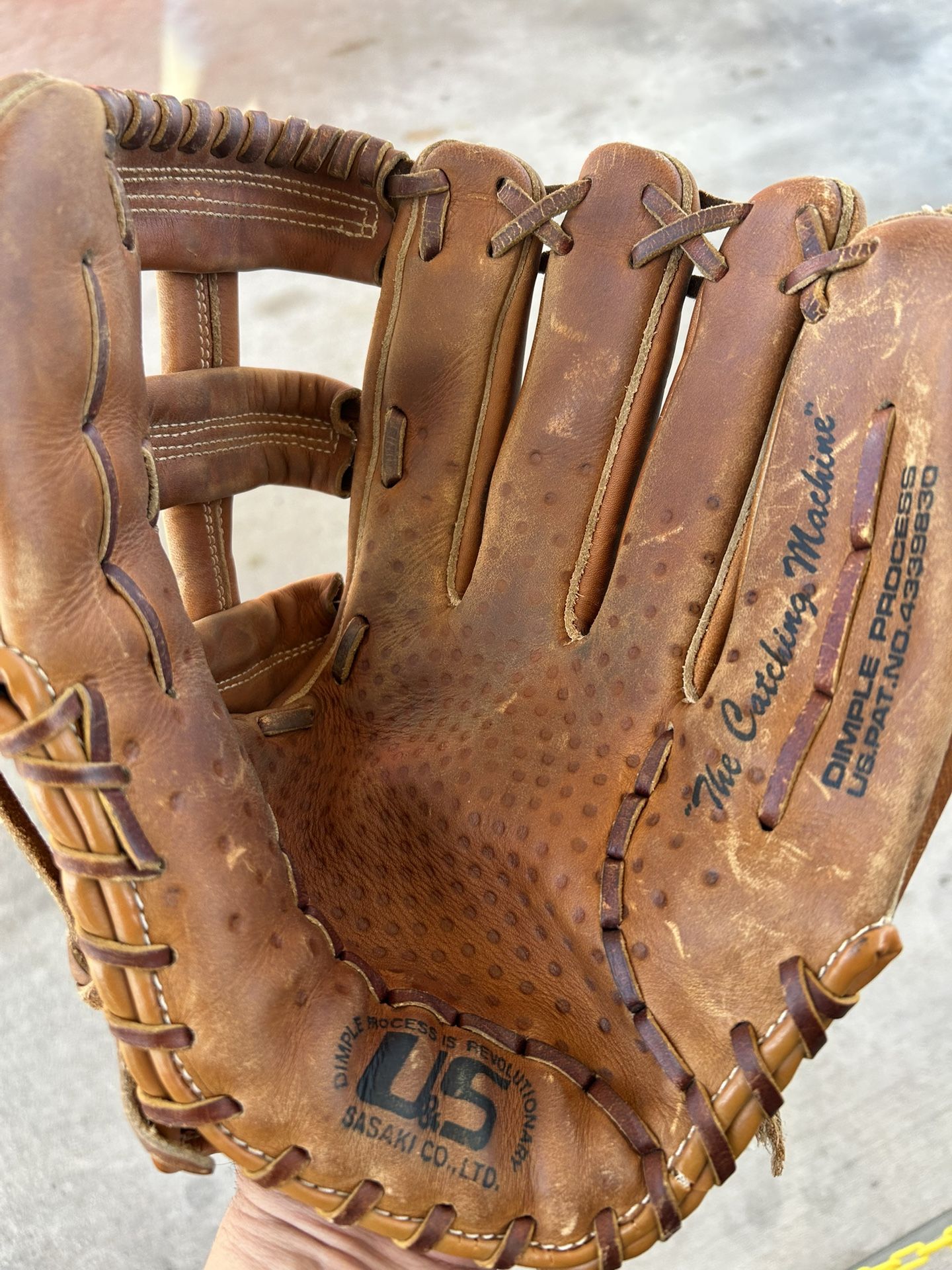 U&S USG-50 The Catching Machine SSK Sasaki RH Thrower Leather Baseball Glove