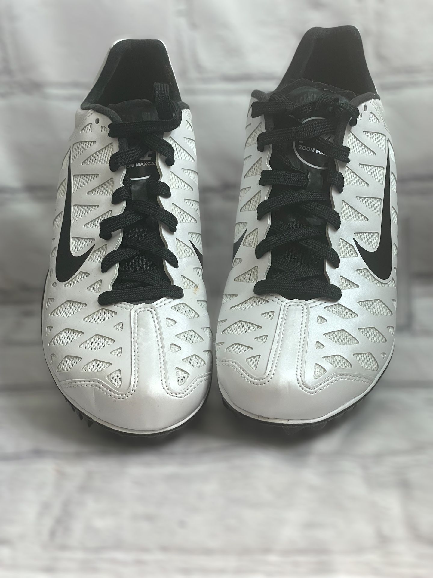 Oficial personal Acechar Nike Zoom Maxcat 4 Sprint White Black Track Running Spikes Shoes Men's 9.5  for Sale in Wichita, KS - OfferUp