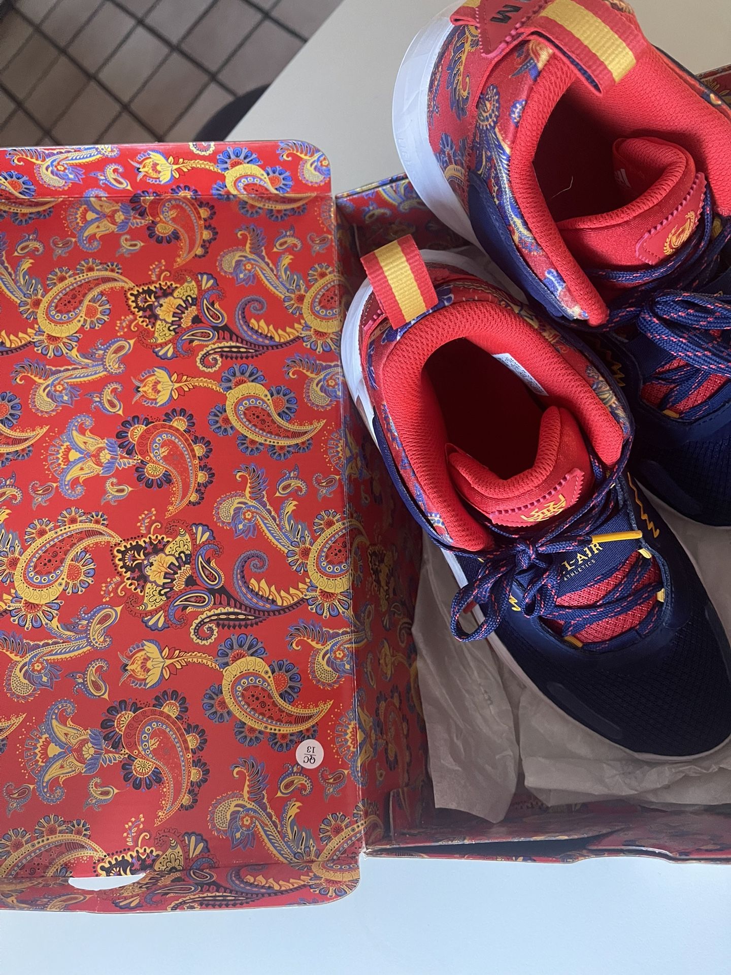 Bel-Air Adidas Basketball Shoes Size 7 Big kid