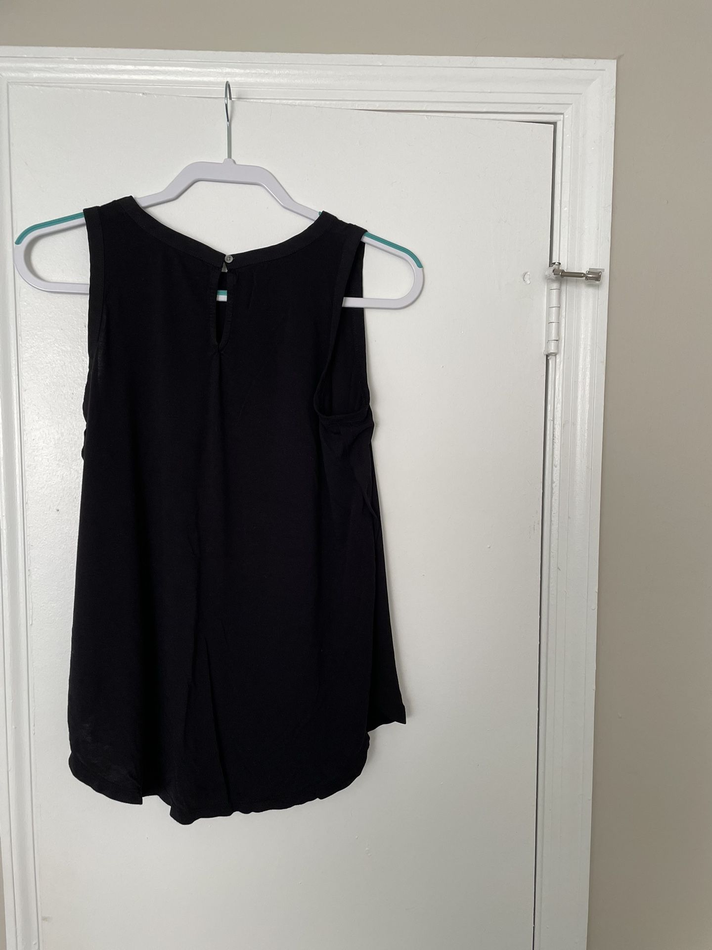 Loft Sleeveless Blouse Size Small