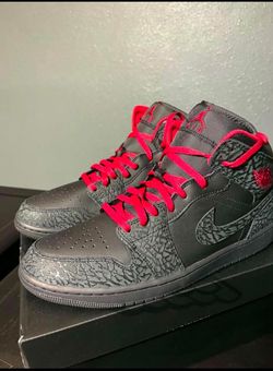 Jordan mid hi size 13