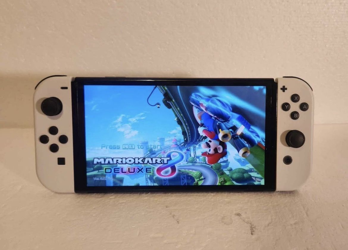 Nintendo Switch OLED