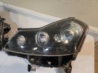 2006-2010 INFINITI M35 M45 HEADLIGHT DRIVER SIDE HID XENON OEM Black Housing