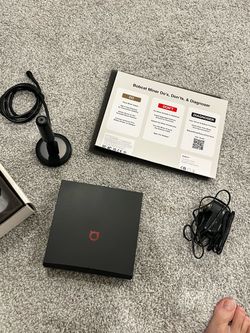 Bobcat Miner 300 Helium Hotspot Miner (US915 MHz) – Complete in Box