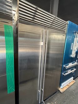 Sub Zero stainless steel 48” built in Refrigerator Internal Water