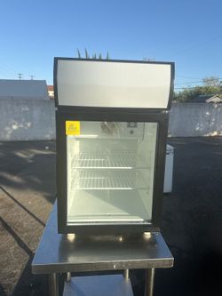 Countertop Drink Refrigerator