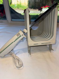 Presto Electric Knife and Bread Slicing Guide