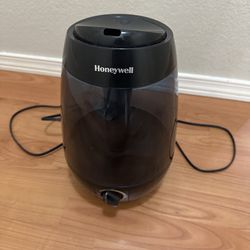 Honeywell Filter-Free Cool Mist Humidifier