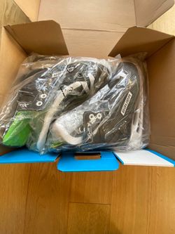 Brand New 2021 Bauer X-LS Jr Hockey skates size 3R S21 C