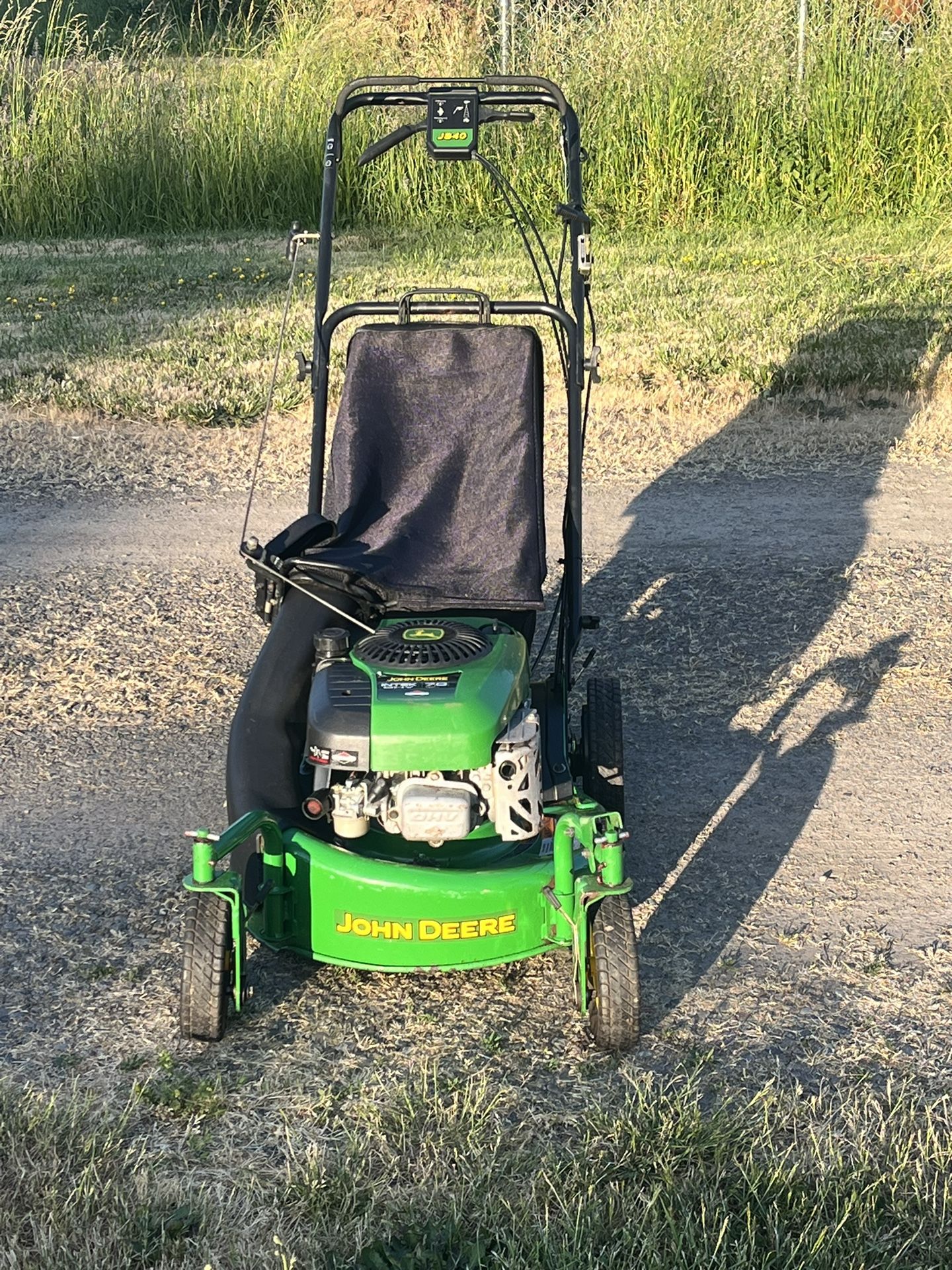 John Deere Js40