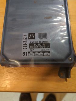 Toyota Previa ECU
