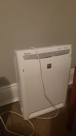 4 units of Daikin streamer air purifier