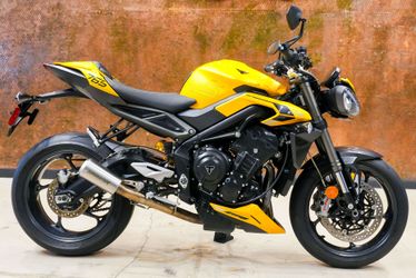 2024 Triumph street triple rs