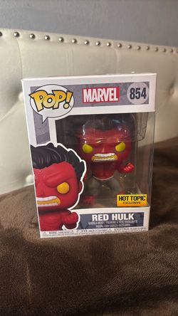 Funko Pop Marvel Red Hulk #854 Hot Topic Exclusive