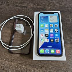 Iphone 11 - 128 Gg, White, Unlocked And Ready to be Used