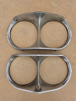 OEM 1964 Cadillac Dual Headlight Trim Bezel Surround Pair L&R Original