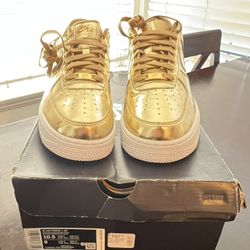 Nike Air Force 1 Low Metallic Gold Women’s Edition