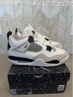 Air Jordan 4 black military size 9