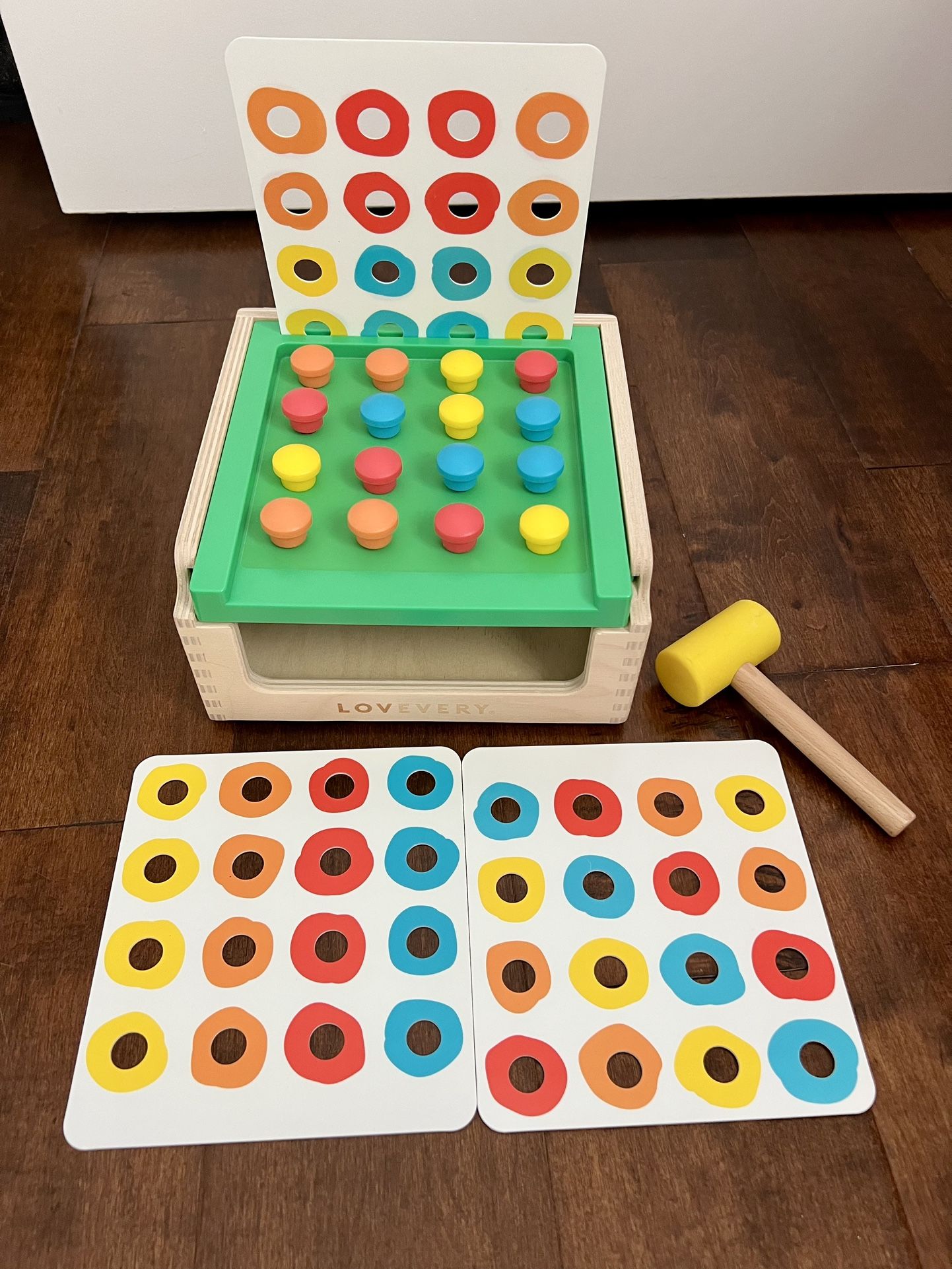 Lovevery Match and Tap Hammer Box Montessori toy In good condition