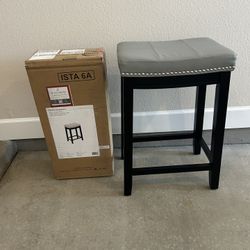 Brand new barstools!