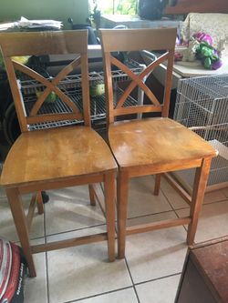 Wooden/bar chairs