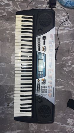 Yamaha Keyboard Piano
