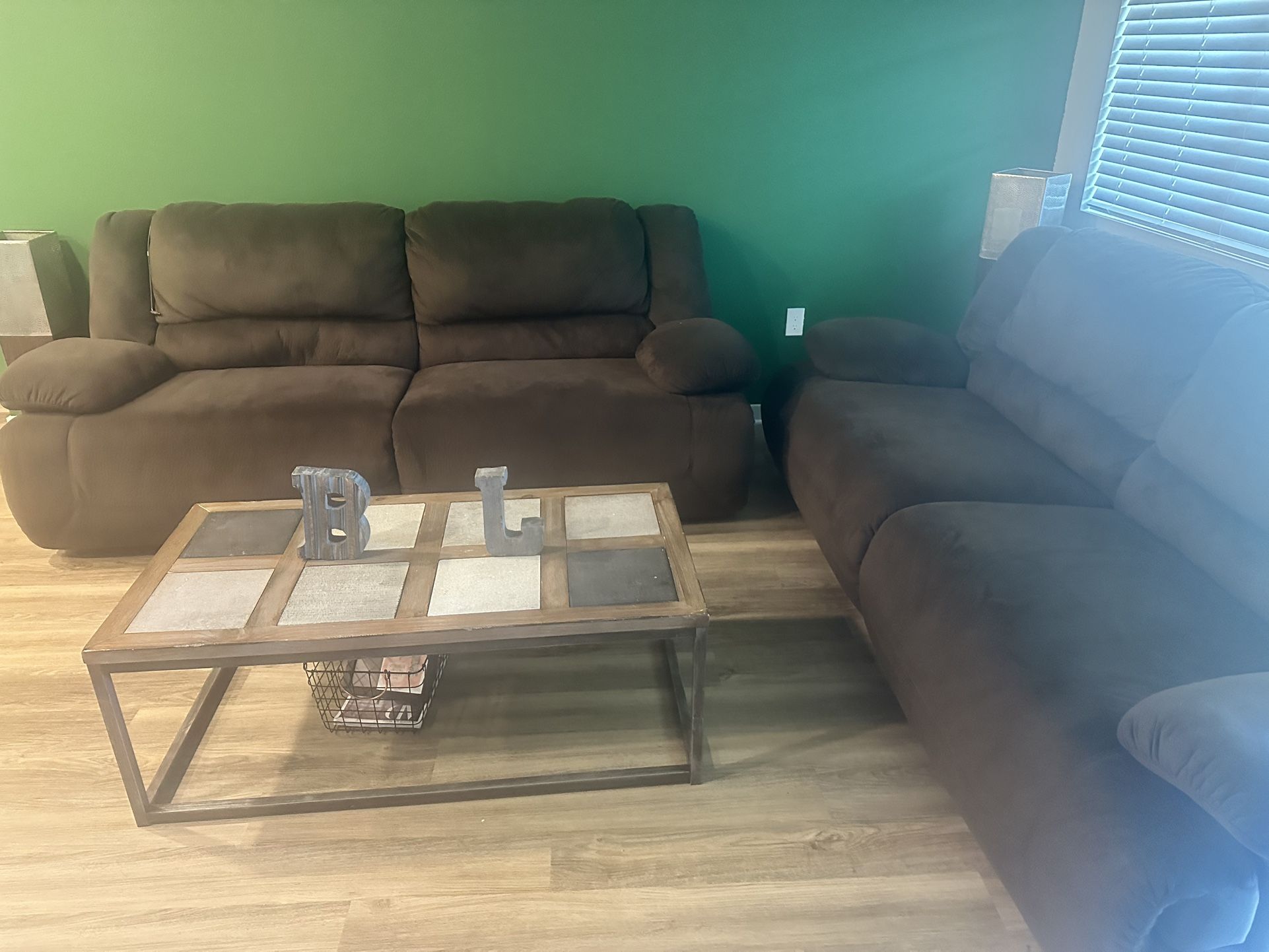 Comfortable Brown Reclining Sectional Sofa + Coffee Table Set - Great Condition