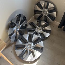 Tesla model Y 19” Rim Covers 