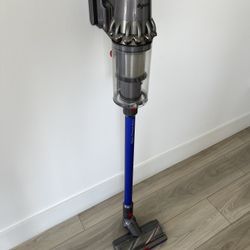 Dyson V11 Torque Drive