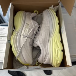 Hoka Women’s Size 10B New In The Box