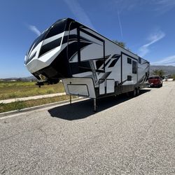 Toy Hauler Rv