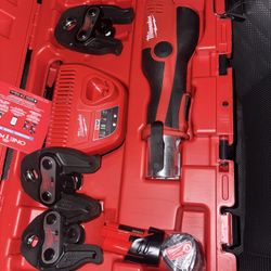 Milwaukee M12 Propress Tool 
